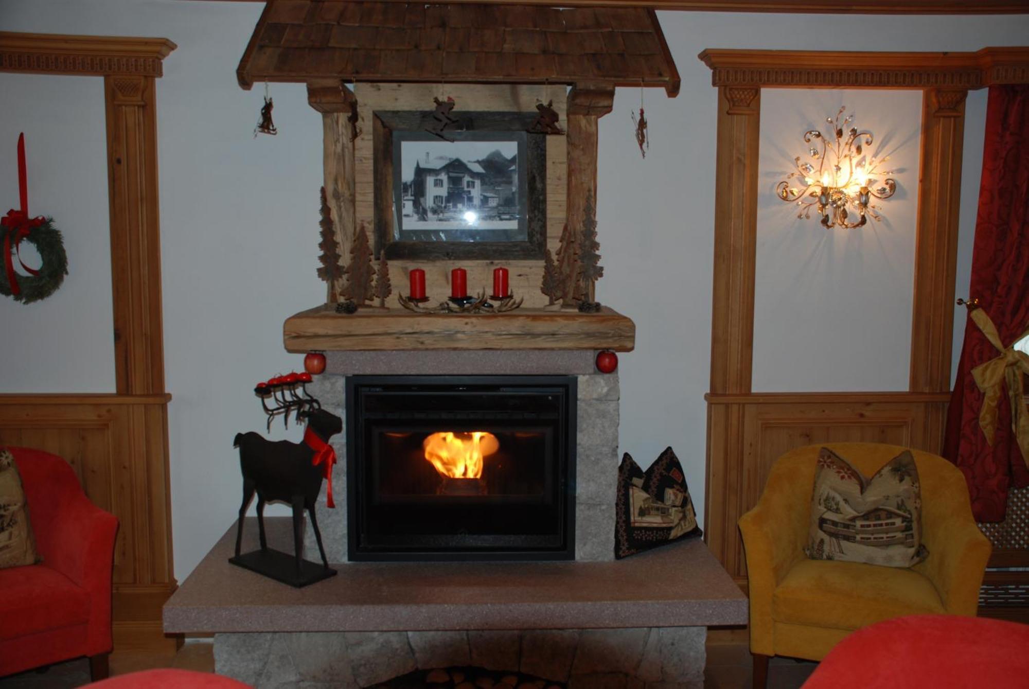 Hotel Flora Selva di Val Gardena Ngoại thất bức ảnh